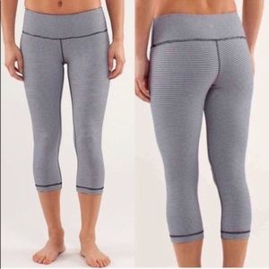 Lululemon Cropped Navy Gingham Leggings